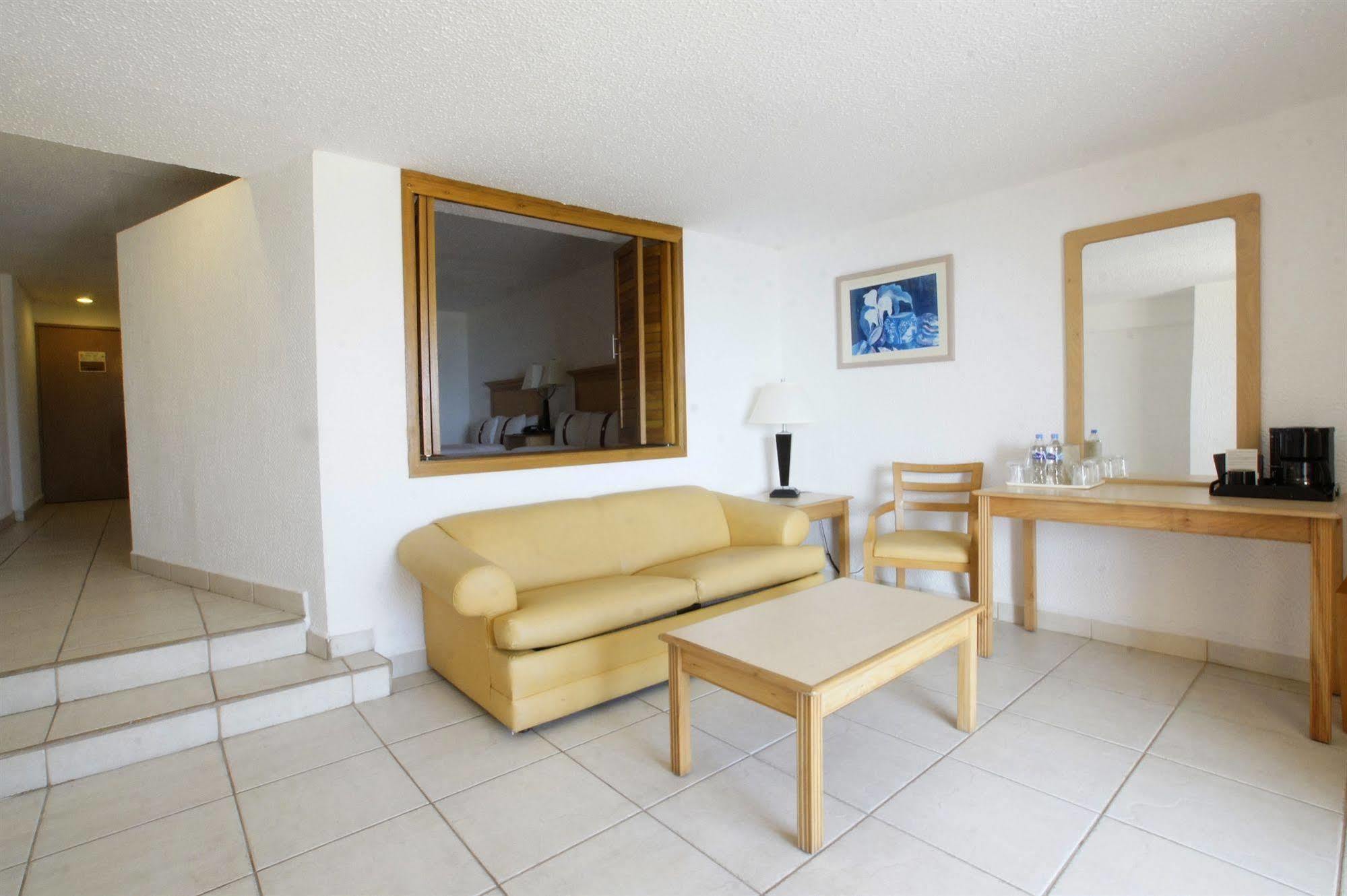 Sea River Tower Condo 132 プエルトバラータ エクステリア 写真