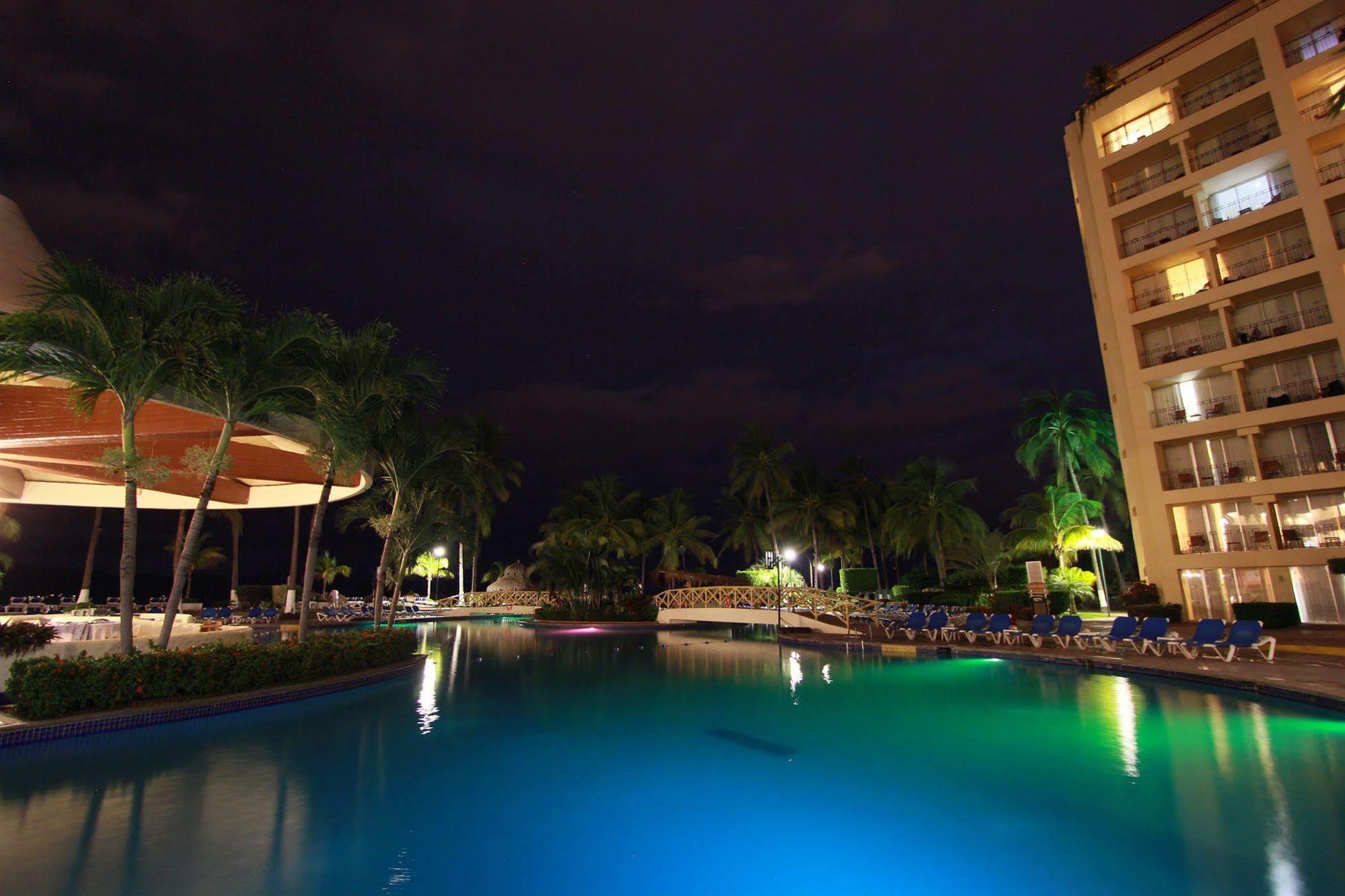 Sea River Tower Condo 132 プエルトバラータ エクステリア 写真